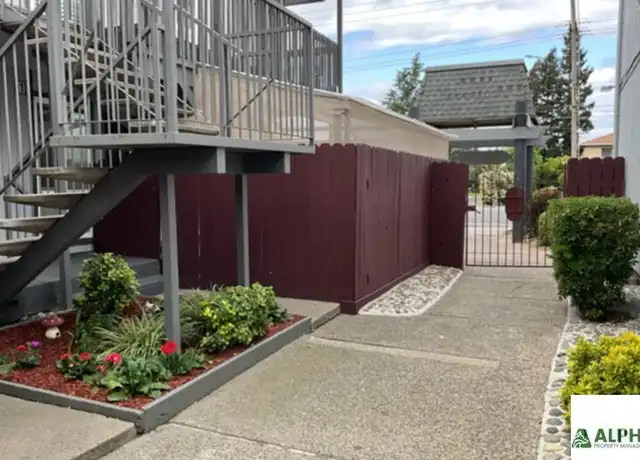 Property at 2940 Eastern Ave Apt 1, Sacramento, CA, 95821, 2 beds, 1 bath, [object Object]