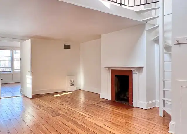 Property at 1018 Clinton St Unit 3R, Philadelphia, PA, 19107, 1 bed, 1 bath, [object Object]