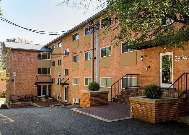 Photo of 2900 Seay St, Alexandria, VA 22314