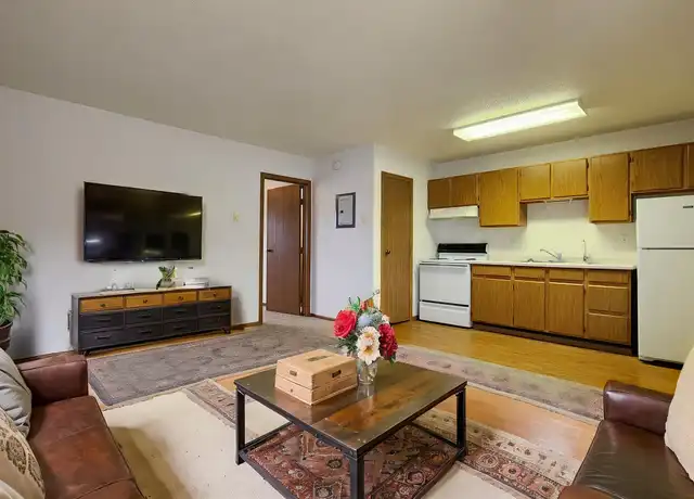 Property at 1315 34th Street Cir S Unit 105, Moorhead, MN, 56560, 1 bed, 1 bath, [object Object]