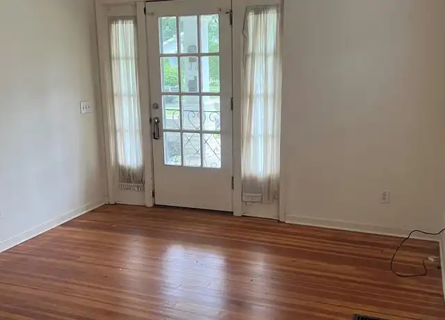 Property at 1920 8th St Unit 2, Tuscaloosa, AL, 35401, 1 bed, 1 bath, [object Object]