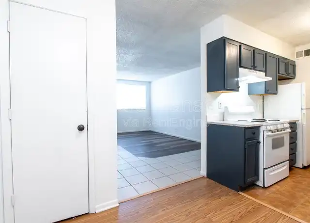 Property at 1800 E 1st St N Unit 102, Wichita, KS, 67214, 1 bed, 1 bath, [object Object]