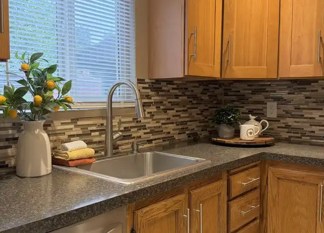 Property at 12646 SW Karen St Unit 07, Tigard, OR, 97223, 3 beds, 1.5 baths, [object Object]