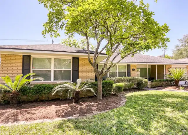 Property at 3019 Linkwood Dr, Houston, TX, 77025, 4 beds, 3 baths, [object Object]