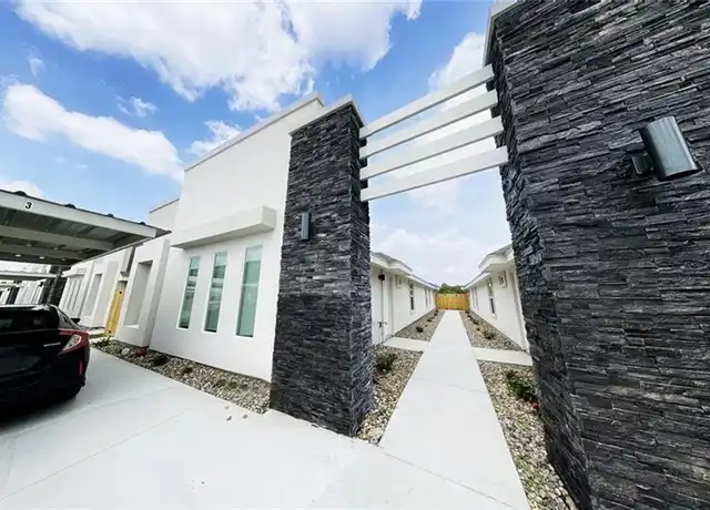 Property at 2012 Summerland Ln Unit 3, Edinburg, TX, 78541, 3 beds, 2 baths, [object Object]