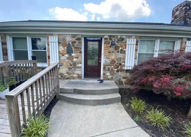 Property at 43473 Valleyvista Ln, Chantilly, VA, 20152, 2 beds, 2 baths, [object Object]