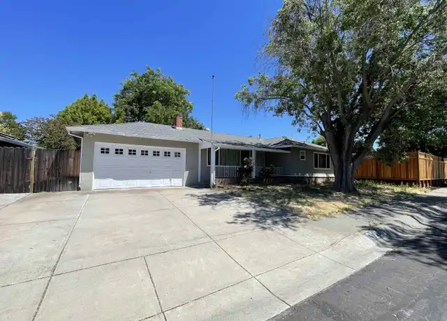 Property at 3206 Fitzpatrick Dr, Concord, CA, 94519, 4 beds, 2 baths, [object Object]