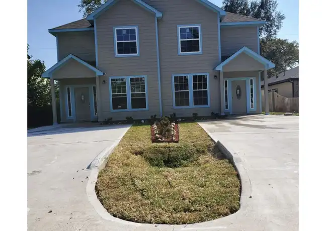 Property at 4122 Mallow St Unit B, Houston, TX, 77051, 4 beds, 3 baths, [object Object]