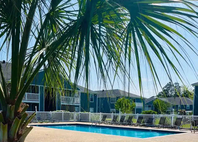 Property at Hampton House Apartments - 4401 Beatline Rd, Long Beach, MS, 39560, 1-2 bed, 1-2 bath, [object Object]