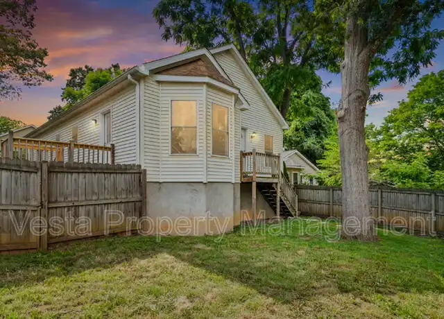 Property at 52 Buffalo St, Asheville, NC, 28806, 2 beds, 1 bath, [object Object]