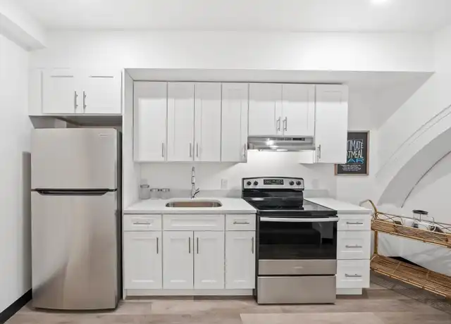 Property at 401 Olo St, Woonsocket, RI, 02895, 1 bed, 1 bath, [object Object]