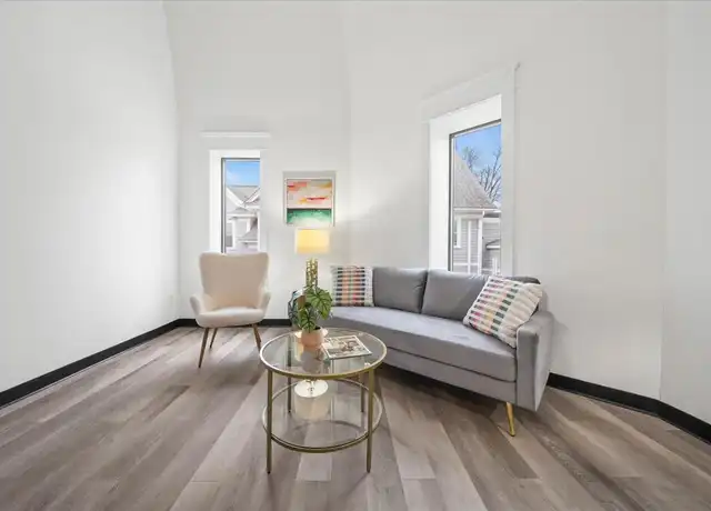 Property at 401 Olo St, Woonsocket, RI, 02895, 1 bed, 1 bath, [object Object]