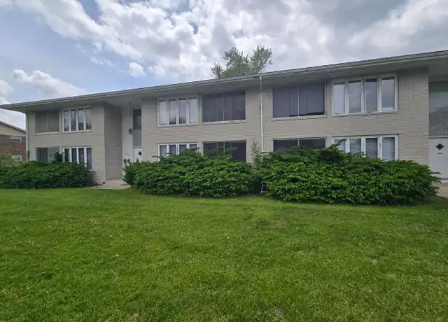 Property at 2420 Eastgate Rd Unit 3, Toledo, OH, 43614, 2 beds, 1.5 baths, [object Object]