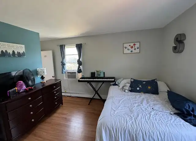 Property at 118 Maple Ave Unit 3, Rye, NY, 10580, 2 beds, 1 bath, [object Object]