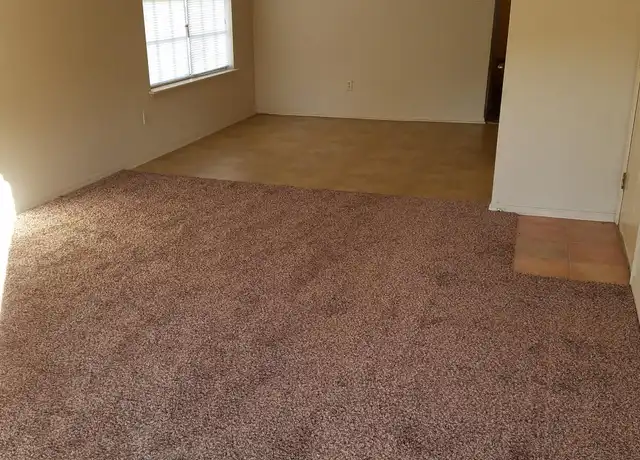 Property at 1306 Jacobs Ave, Fort Smith, AR, 72908, 2 beds, 1 bath, [object Object]