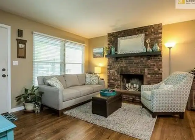 Property at 7721 Rosewood Dr, Prairie Village, KS, 66208, 3 beds, 2 baths, [object Object]