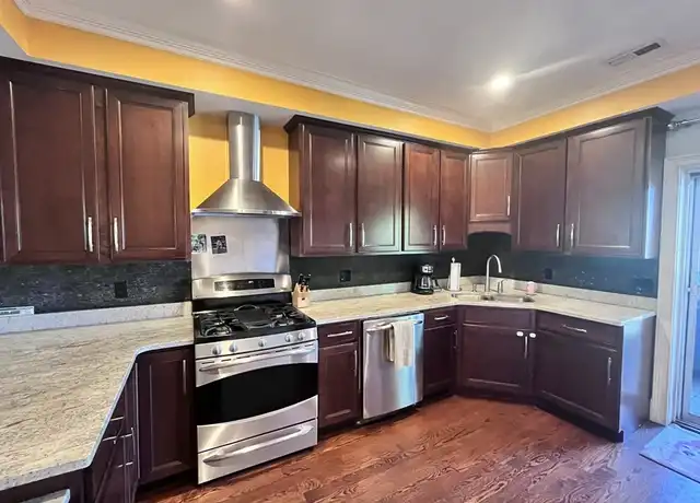 Property at 584 E 8th St #3, South Boston, MA, 02127, 2 beds, 1.5 baths, [object Object]