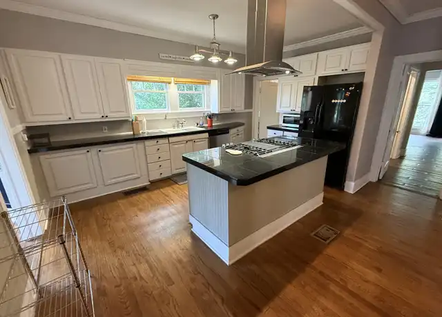 Property at 908 Fairview St, Jackson, MS, 39202, 3 beds, 2 baths, [object Object]