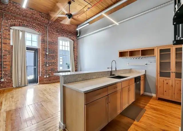 Property at 1350 Rosa L Parks Blvd #425, Nashville, TN, 37208, 2 beds, 2 baths, [object Object]