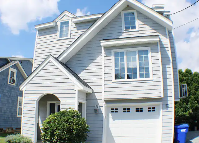 Property at 12 Middlefield St, Groton, CT, 06340, 3 beds, 2.5 baths, [object Object]
