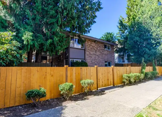 Property at 2211 Franklin Ave E Unit 5, Seattle, WA, 98102, 3 beds, 2 baths, [object Object]