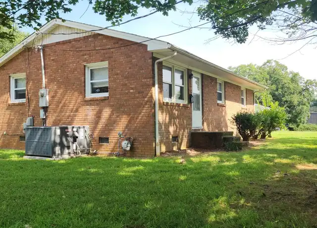 Property at 616 Fairview St, Kernersville, NC, 27284, 3 beds, 1 bath, [object Object]