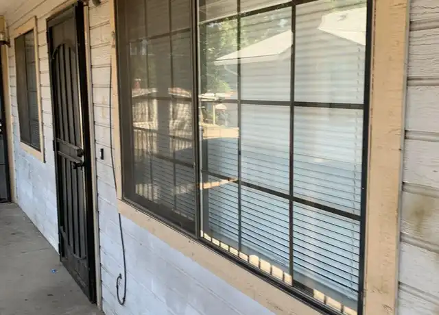 Property at 1190 Kenwood Ave Unit 2, Turlock, CA, 95380, 1 bed, 1 bath, [object Object]