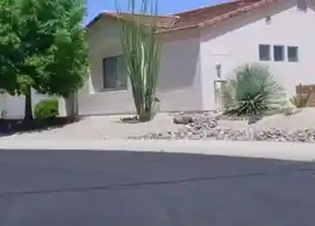 Property at 1492 W Belfry Ct, Green Valley, AZ, 85622, 1 bed, 2 baths, [object Object]