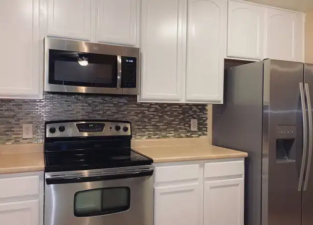 Property at 1103 NE 7th Ln, Ankeny, IA, 50021, 3 beds, 3 baths, [object Object]