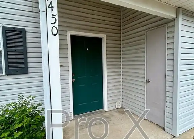 Property at 1450 E Sequoyah Ct, Fayetteville, AR, 72701, 2 beds, 1.5 baths, [object Object]
