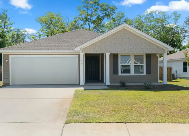 Property at 610 Riverwalk Cir, Freeport, FL, 32439, 4 beds, 2 baths, [object Object]