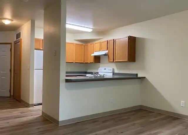 Property at Oak Street Town Homes - 1062 W Oak St, Bozeman, MT, 59715, 2-3 beds, 1-2 bath, [object Object]