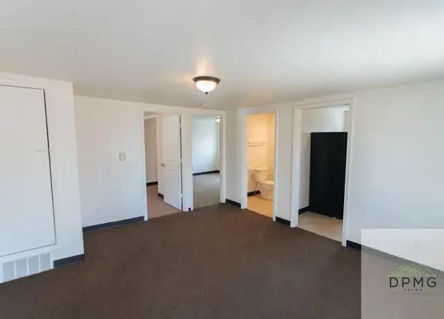 Property at 1128 Platt St Unit 4, Lansing, MI, 48910, 2 beds, 1 bath, [object Object]