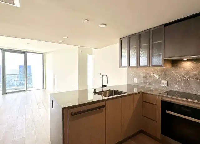 Property at 1000 Auahi St #3207, Honolulu, HI, 96814, 2 beds, 2 baths, [object Object]