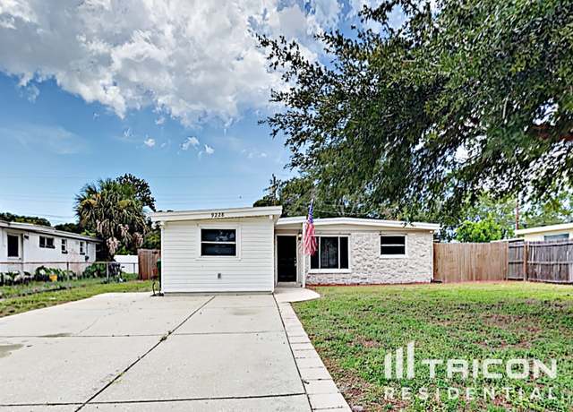 Photo of 9228 82nd Way, Seminole, FL 33777