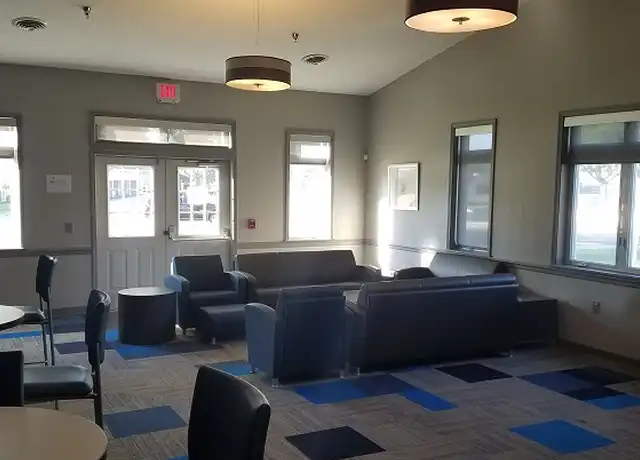 Property at 166 Greystone Ln Unit 2, Rochester, NY, 14618, 2 beds, 1 bath, [object Object]