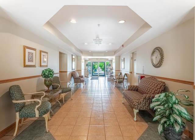 Photo of 100 W Roosevelt Ave #510, Bensenville, IL 60106