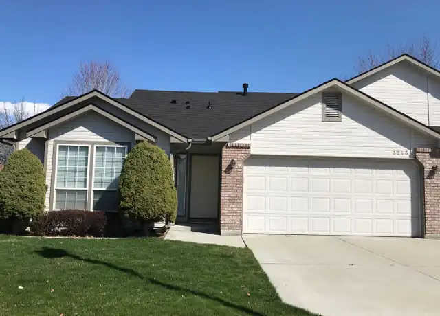 Property at 3246 N Mitchell St, Boise, ID, 83704, 2 beds, 2 baths, [object Object]