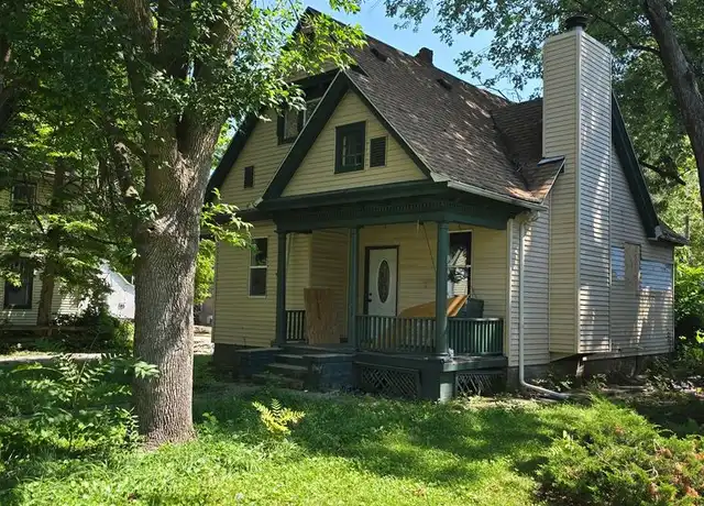 Property at 210 N State St, Springfield, IL, 62702, 3 beds, 2 baths, [object Object]