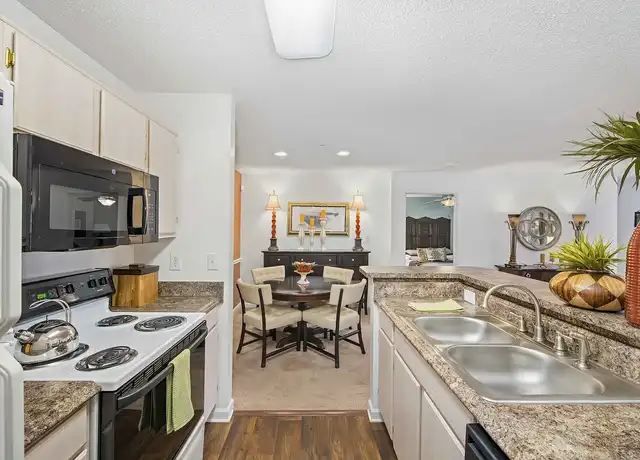 Property at Hollis 7601 - 7601 Holliswood Ct, Charlotte, NC, 28217, 1 bed, 1 bath, [object Object]
