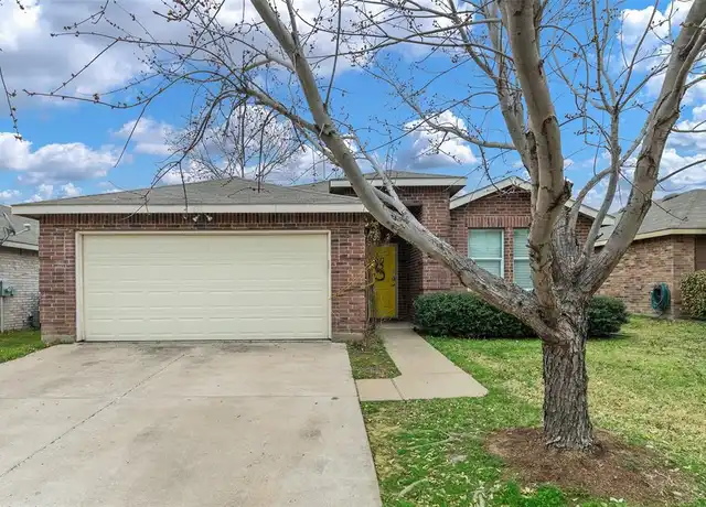Property at 638 Silvertop Rd, Arlington, TX, 76002, 3 beds, 2 baths, [object Object]