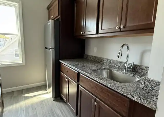 Property at 133 Bogle St, Fall River, MA, 02723, 2 beds, 1 bath, [object Object]
