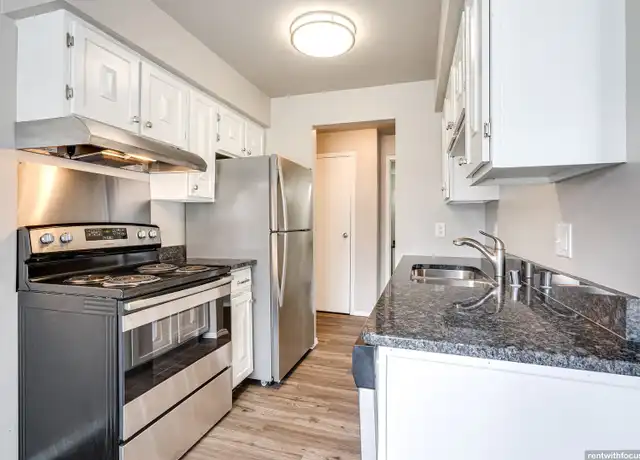 Property at 2405 Honey Lou Ct Unit 2405 05, Appleton, WI, 54915, 1 bed, 1 bath, [object Object]