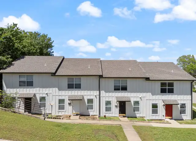 Property at 956 W Eagle St Unit 952, Fayetteville, AR, 72701, 2 beds, 2.5 baths, [object Object]