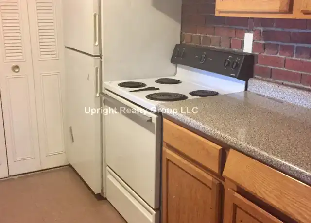 Property at 60 Greentree Ln #21, Weymouth, MA, 02190, 1 bed, 1 bath, [object Object]