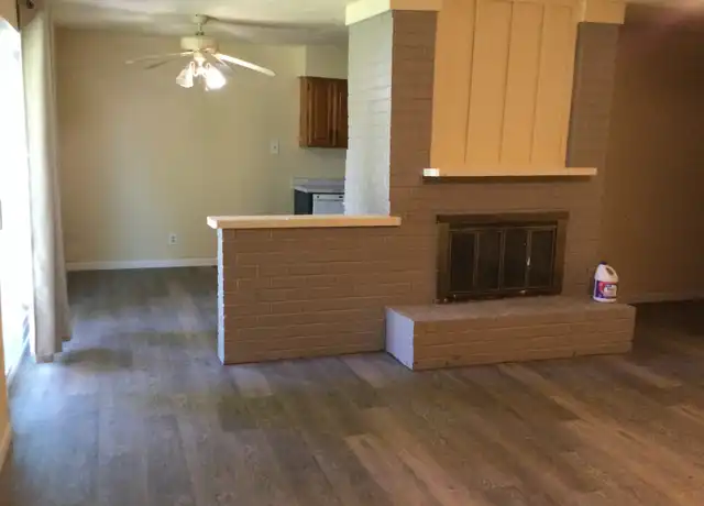Property at 1407 Chinook Dr, Arlington, TX, 76014, 3 beds, 2 baths, [object Object]