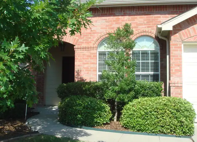 Property at 1030 Warbler, Aubrey, TX, 76227, 3 beds, 2 baths, [object Object]