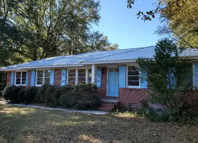 Property at 1120 Edgewood Dr, Dublin, GA, 31021, 3 beds, 2 baths, [object Object]