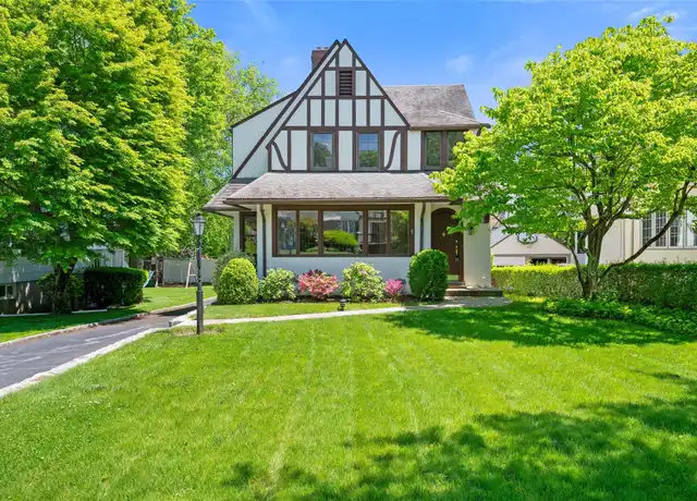 Property at 44 Hamilton Rd, Scarsdale, NY, 10583, 3 beds, 1.5 baths, [object Object]