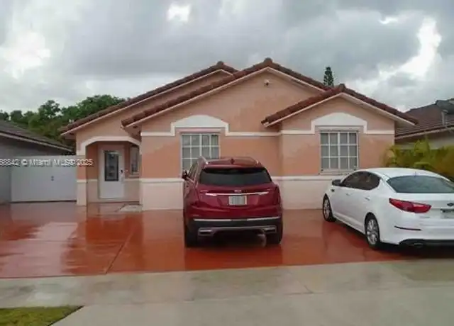 Property at 17679 SW 146th Ct Unit 17679, Miami, FL, 33177, 3 beds, 2 baths, [object Object]